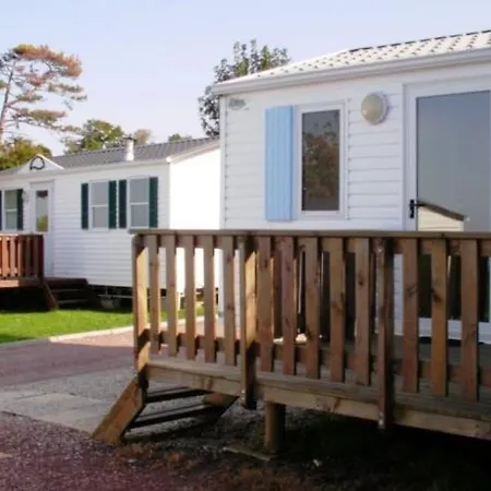 Camping Mobilhome De La Corniche Auberville